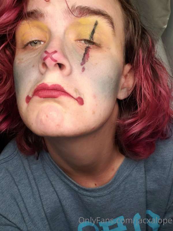 Thinking about making some #clown content Are hashtags even .. 1