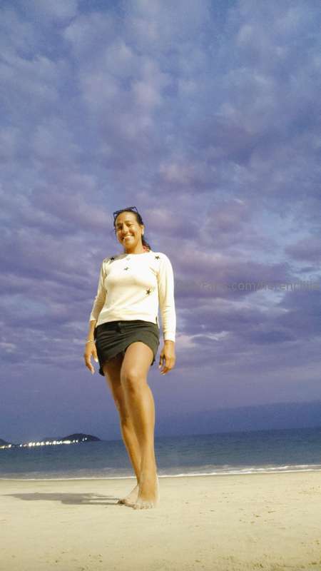 My love, are you coming with me to the beach to take everyth..