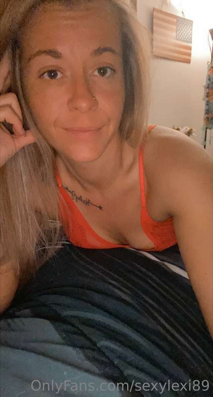 I think I may need to go back blonde! 🔥🥵😍👱‍♀️ what’s y’all’s.. 1