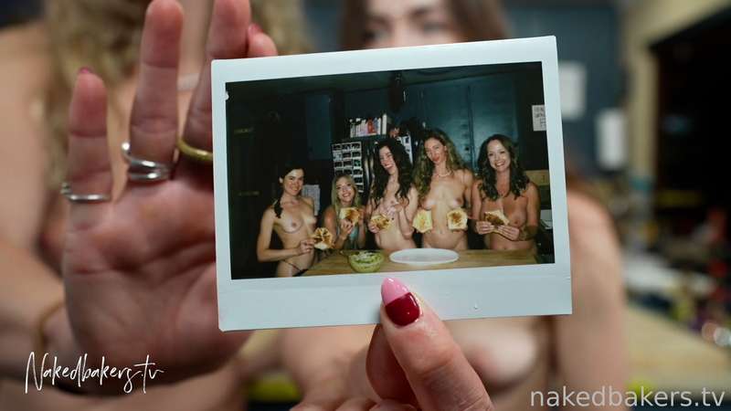 Nakedbakers - Fansly - 11 Feb, 2025 1