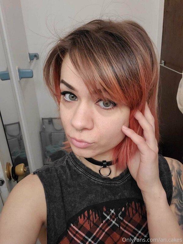 Felt cute today ? got to finally have a social life and went.. 5