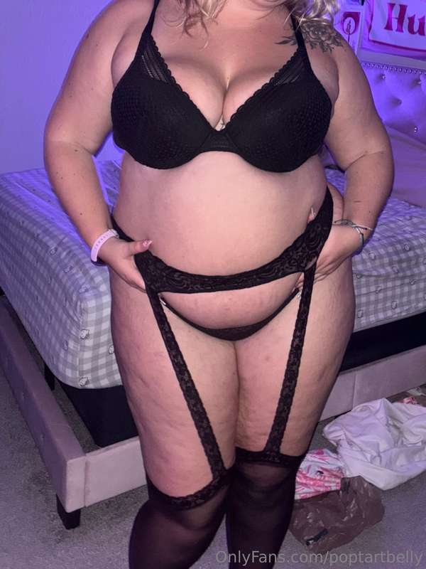 Played a bit of dress up last night🥰 (so sorry my room is a .. 13