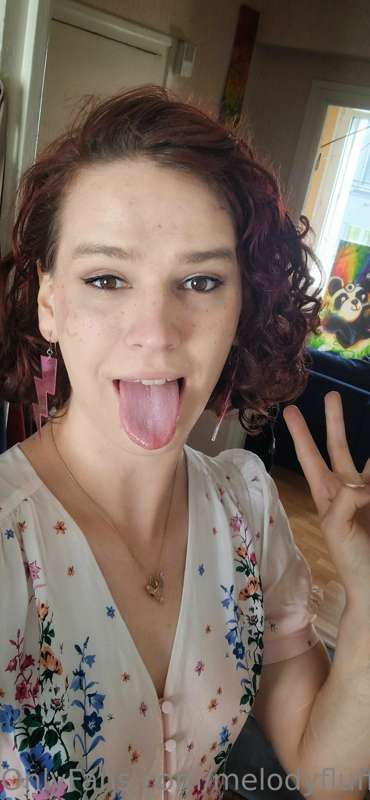 Selfie dump today <3 tomorrow's video is going to be somethi..