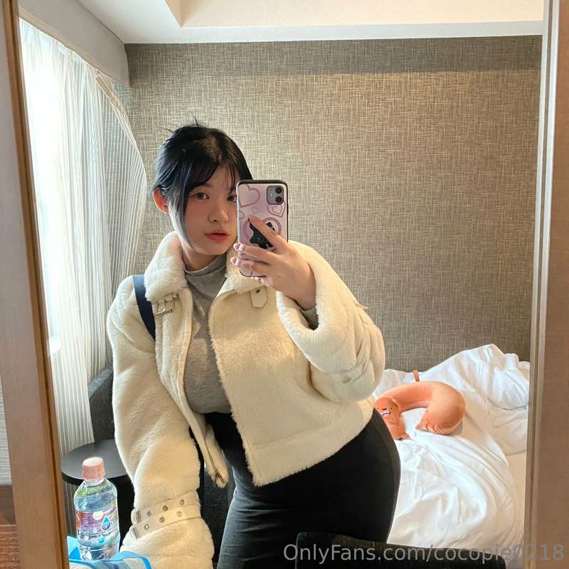 在大阪出門可可愛愛🥰
但是一個人逛街都沒有被搭訕 🤓
反而和媽咪逛街的時候被搭訕了🤣 7