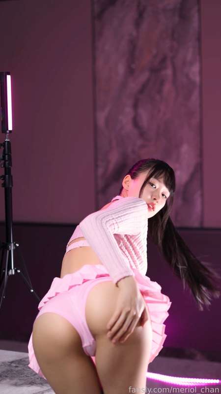 Meriol_Chan - Fansly - 2025-04-14T12:22:31