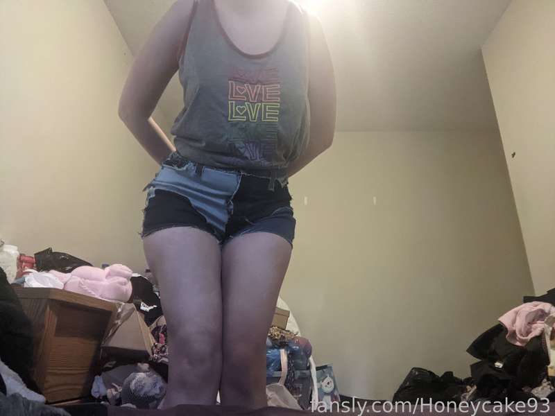 Honeycake93 - Fansly - 18 May, 2023 4