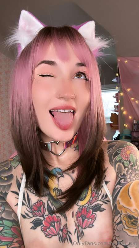 My alter ego Pink ₊˚🦢✩ 🎀⊹☁️♡ Ever since I was a bb cam girl .. 15