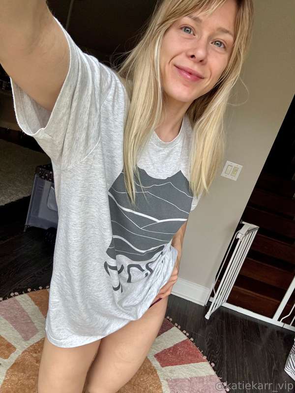 Ready to show you my pussy…