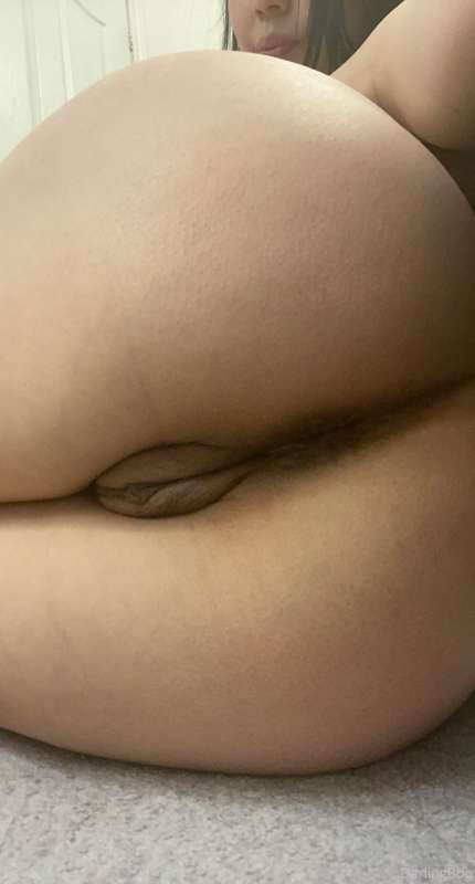 Some nudes that I’d send you on snap to show you that I’m yo.. 8