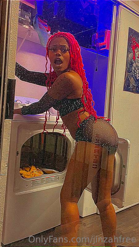 Jinzahfree - Onlyfans - 22 Dec, 2022 3