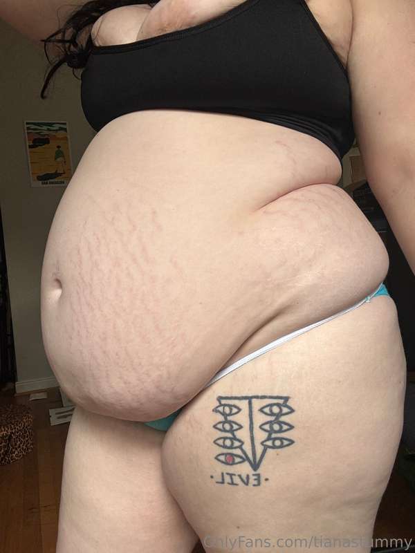 tfw ur actually built like a melted ice cream cone also in t.. 10