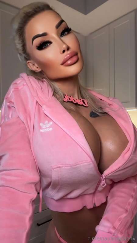 I’m so wet and horny 😩 Let’s sext for $10 right now 💋 I’ll t.. 1