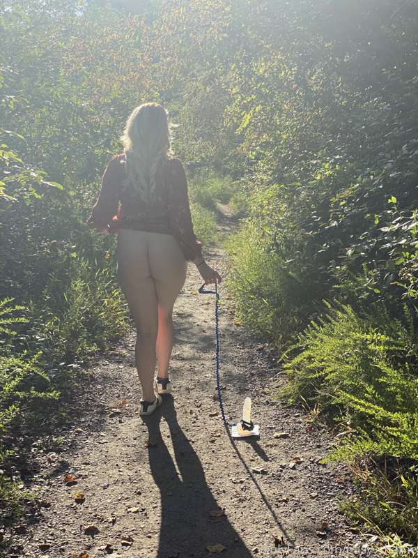 You walk your dog, I walk my dildo🍆😉 swipe to see what else ..
