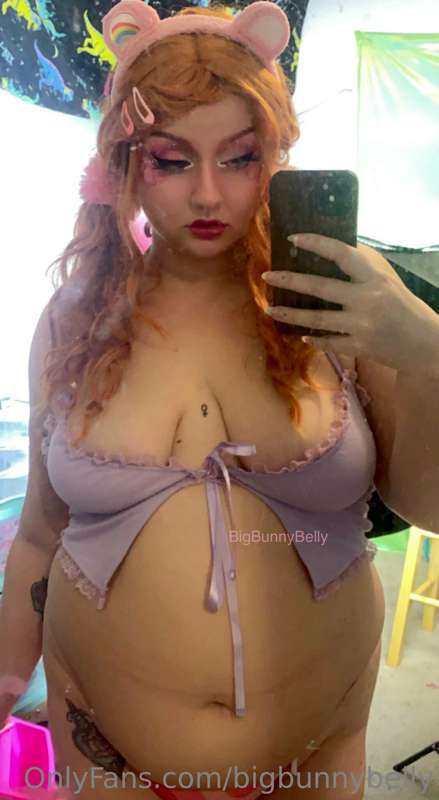 Do you like standing mirror selfie’s? Should I take more? 🥴😳