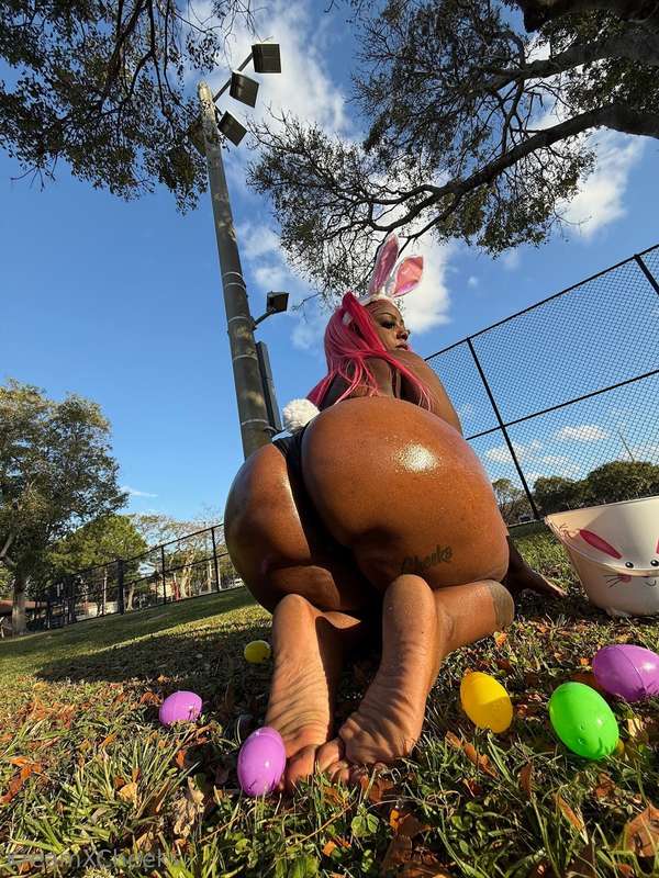 Happy Easter 🐣 