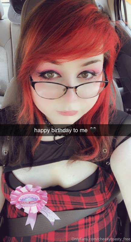 Hope i have a great birthday today 🖤