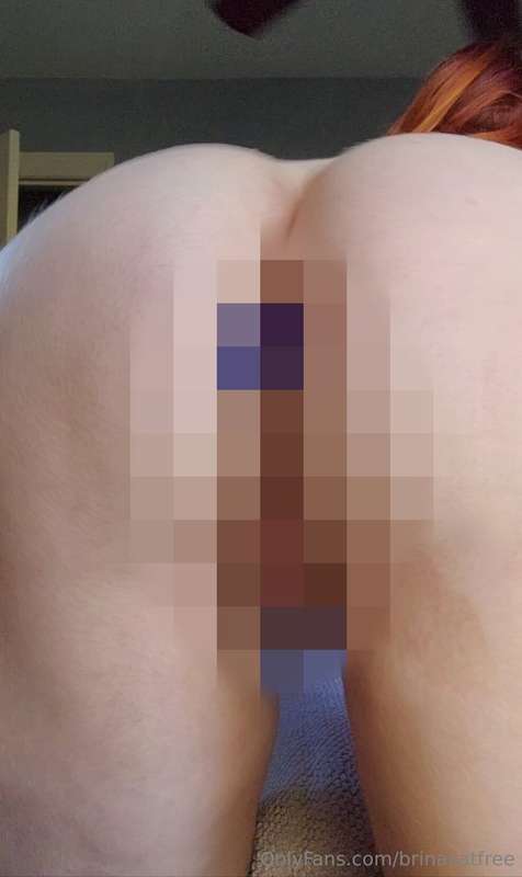 My very first anal adventures with this little blue plug💙

I.. 1