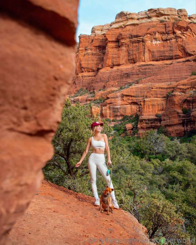 Hiking mountains today so I can take cute booty pics for you..