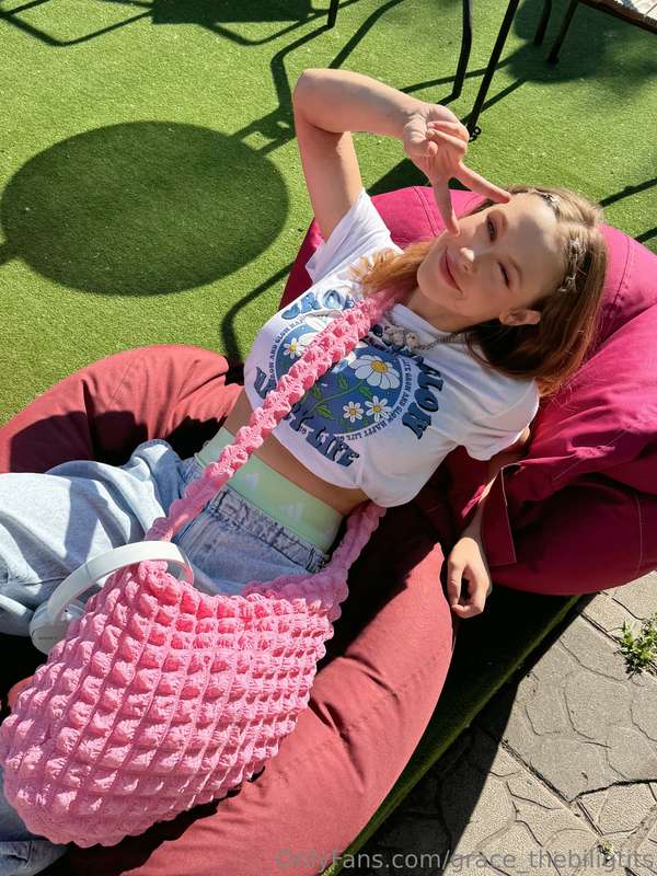 🤪 When you dress creatively so that your life is so bright t..