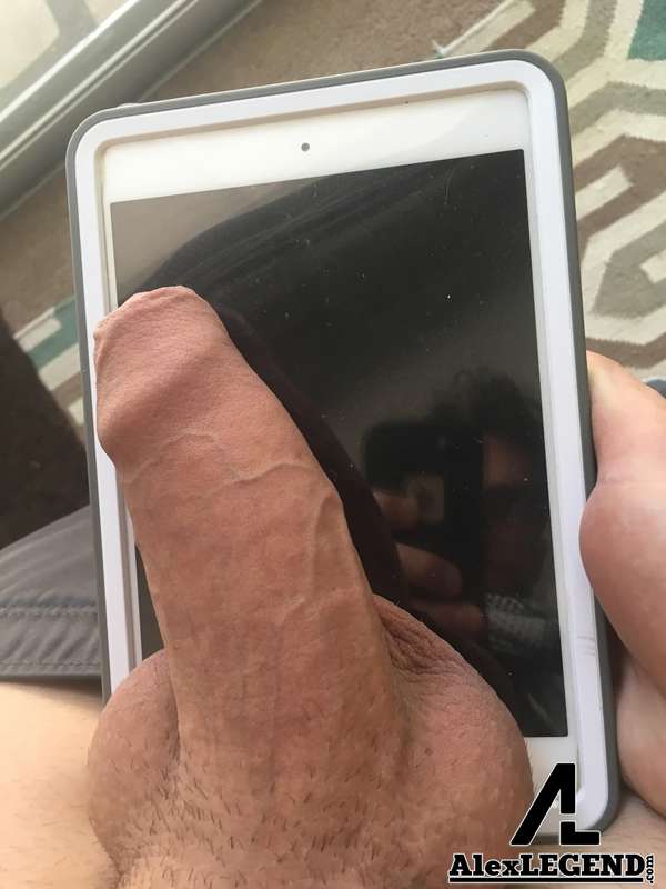 The French Baguette and the iPad! ;-)