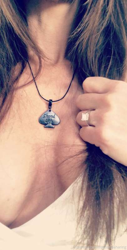 I love getting gifts from my husband. (Shared Wife)
