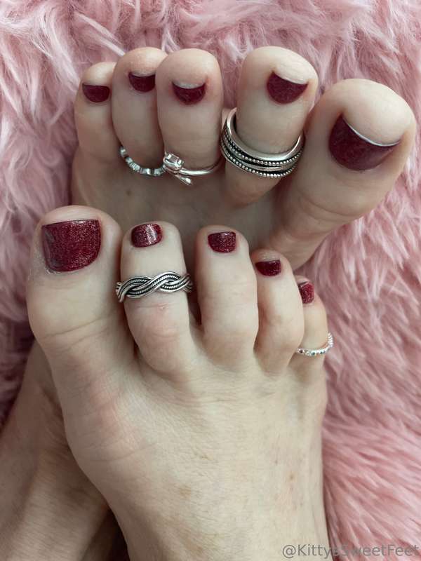Kittys.Sweet.Feet - Onlyfans - 17 Dec, 2024 1