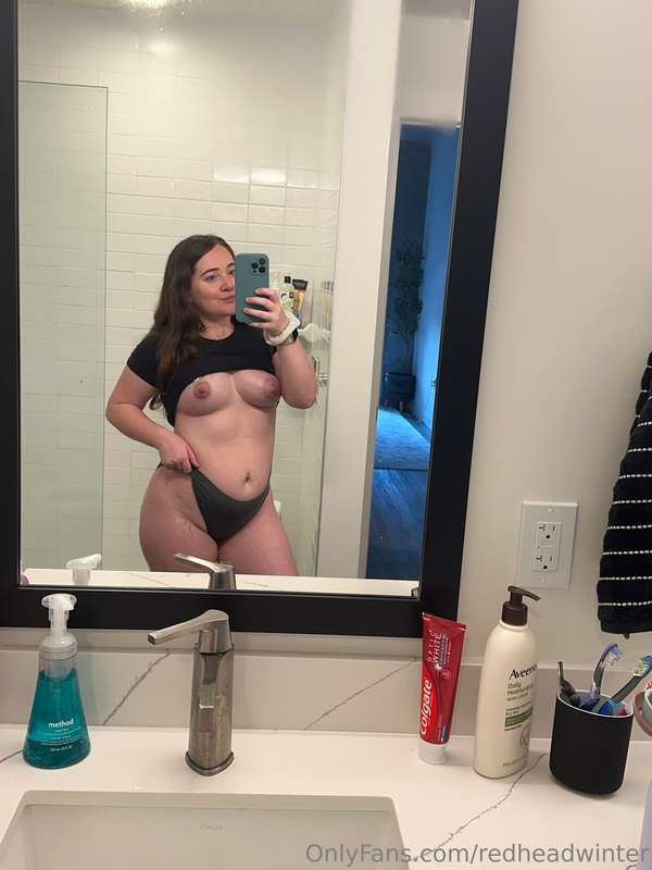 I’ve been such a good girl today! Do you think I deserve a r..