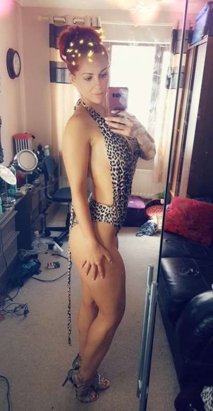 Got a new Cam Outfit! What do you think?! 1