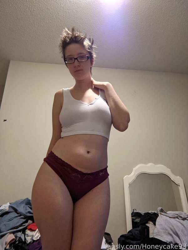 Honeycake93 - Fansly - 02 Nov, 2021 5