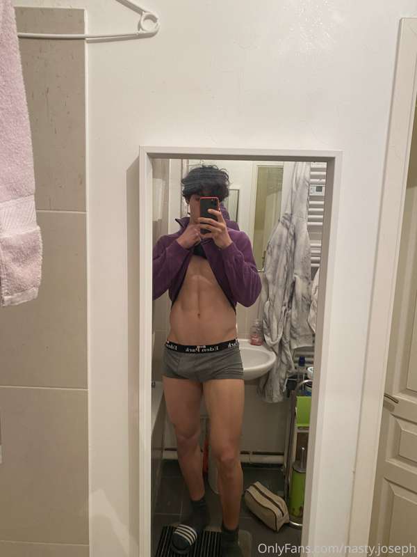 Dick pics 30$/ sex vids 40-50/cuming vids 50-60 ❤️