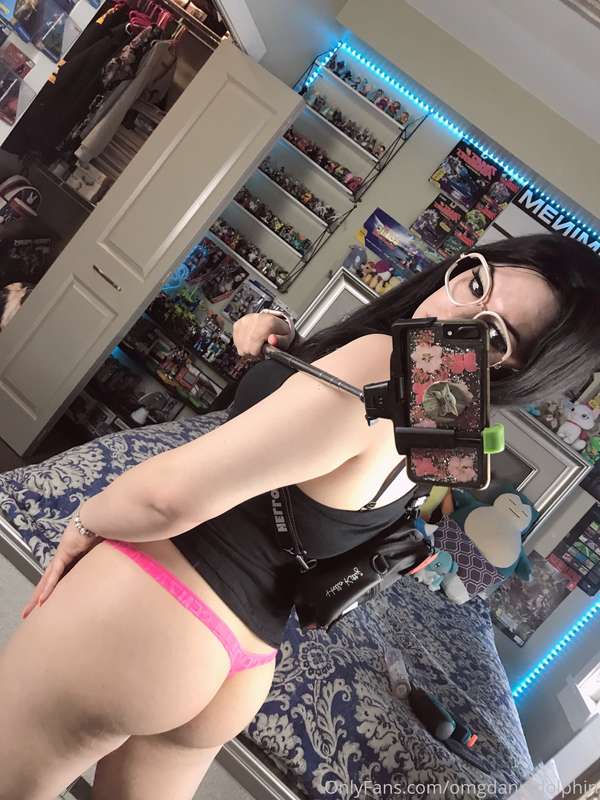 Who’s hungry 😋🍑 6