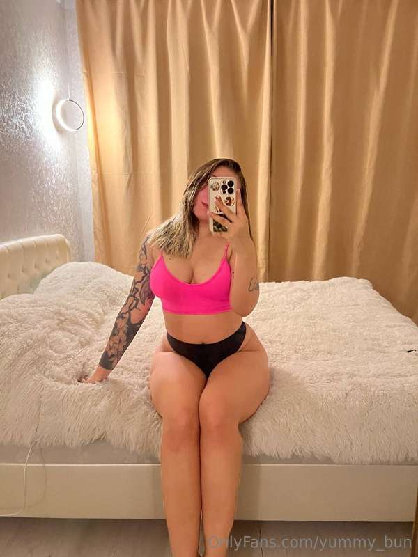 do you like my curves?😘