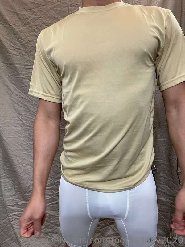 The horny private and his VPL and beefy ass! Set 2 10