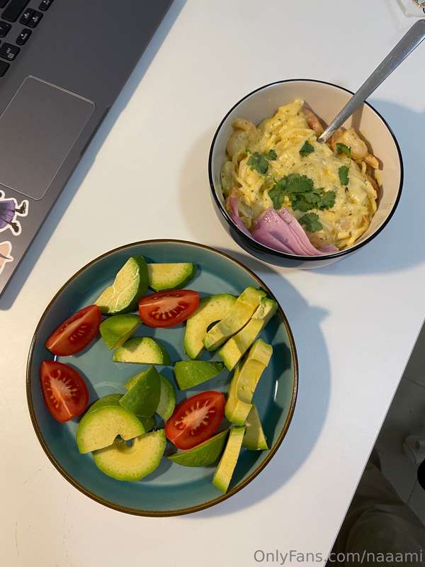 This is my breakfast, 🙈good morning 💛 @naaami