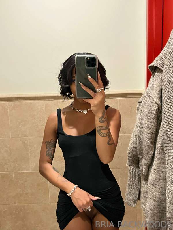 Briabackwoods - Onlyfans - 03 Nov, 2022 2