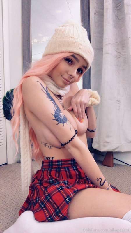 Some pics from last set 💞 I’ll post more of them soon ((; 7