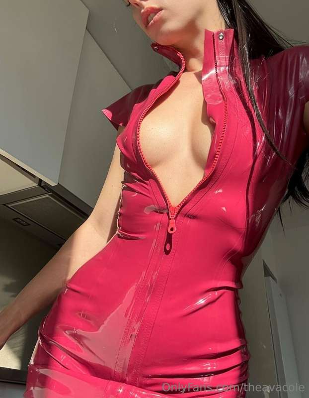 The shy girl next door is a Dominatrix 🥵 Follow her cruel ad.. 4