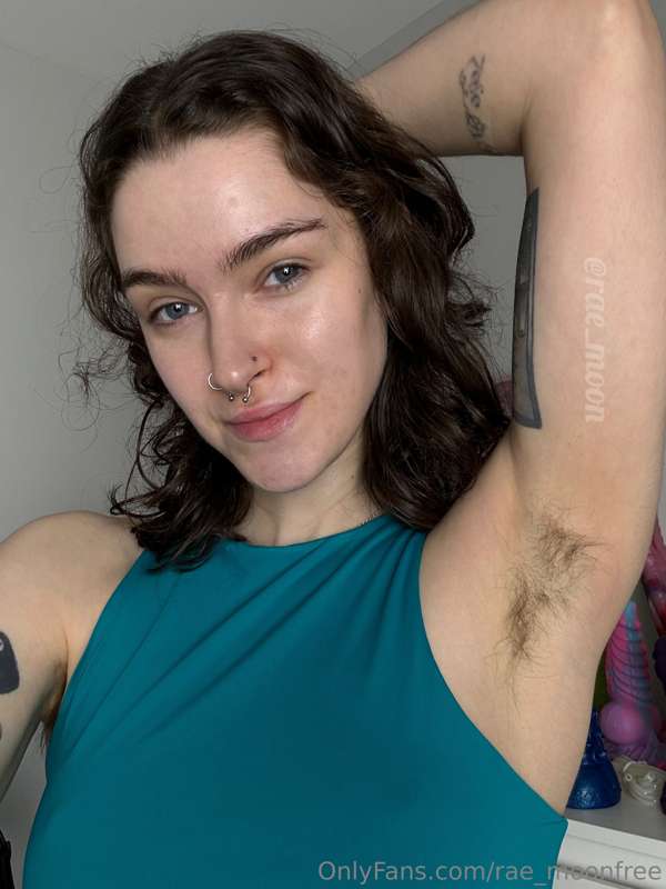 I 🖤 my hairy pits!
