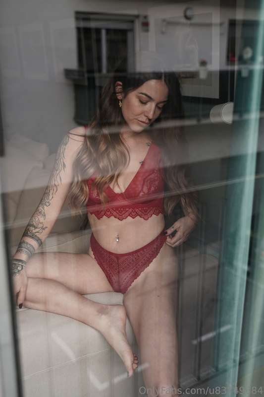 Tell me your hottest fantasies.. 😈🔥