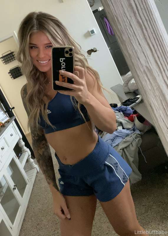FaceTime sessions will be sold at buffbabeshop.com 😈 They ar..