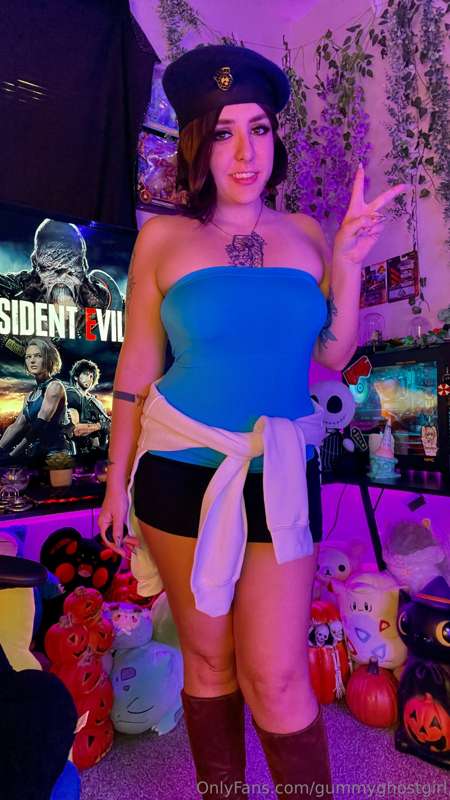 Jill Valentine cosplay! 💙 I give you some head and stroke yo.. 15