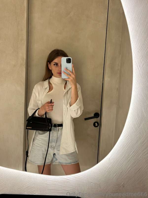 white is my favorite color🩶