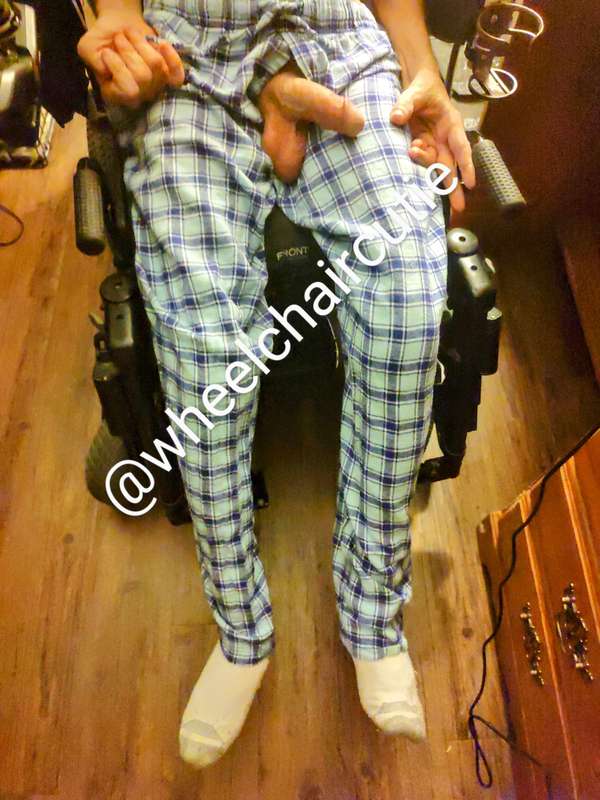 Wheelchaircutie - Fansly - 03 Nov, 2022