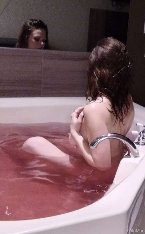 More bath time😻👌🏽😜. (posted to paid page)