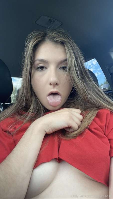 I was a naughty girl today 😈 tip me $10 & check your dms 😻💕