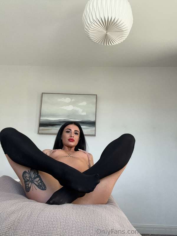 Spread my legs baby