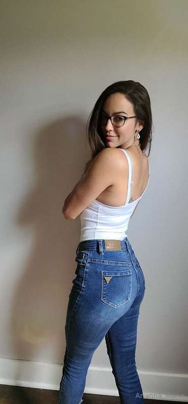 Free videos & no spam on my VIP!!Its $6 tonight 💕@amarievip3..