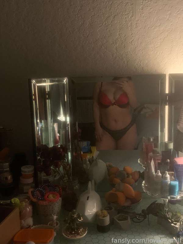 Lowkeymilf - Fansly - 19 Jan, 2023 2