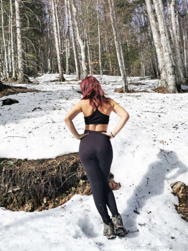 The middle of this week will be dedicated to a photoset from..