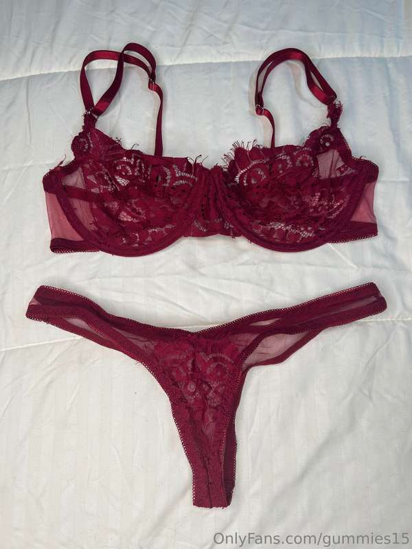 Vendo Ropa Interior Usada: ¡Despierta tus Fantasías!CADA CON.. 4